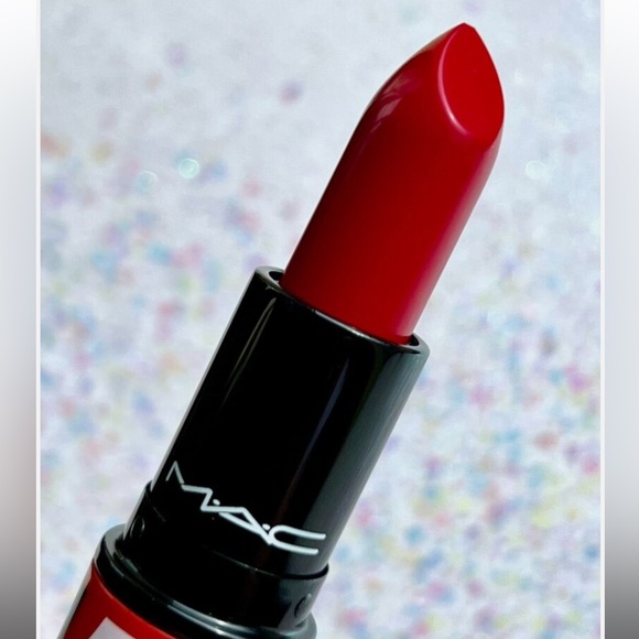 MAC: Hypnotizing Holiday Collection: Matte Lipstick in Wild Card: Limited & New - Picture 3 of 4